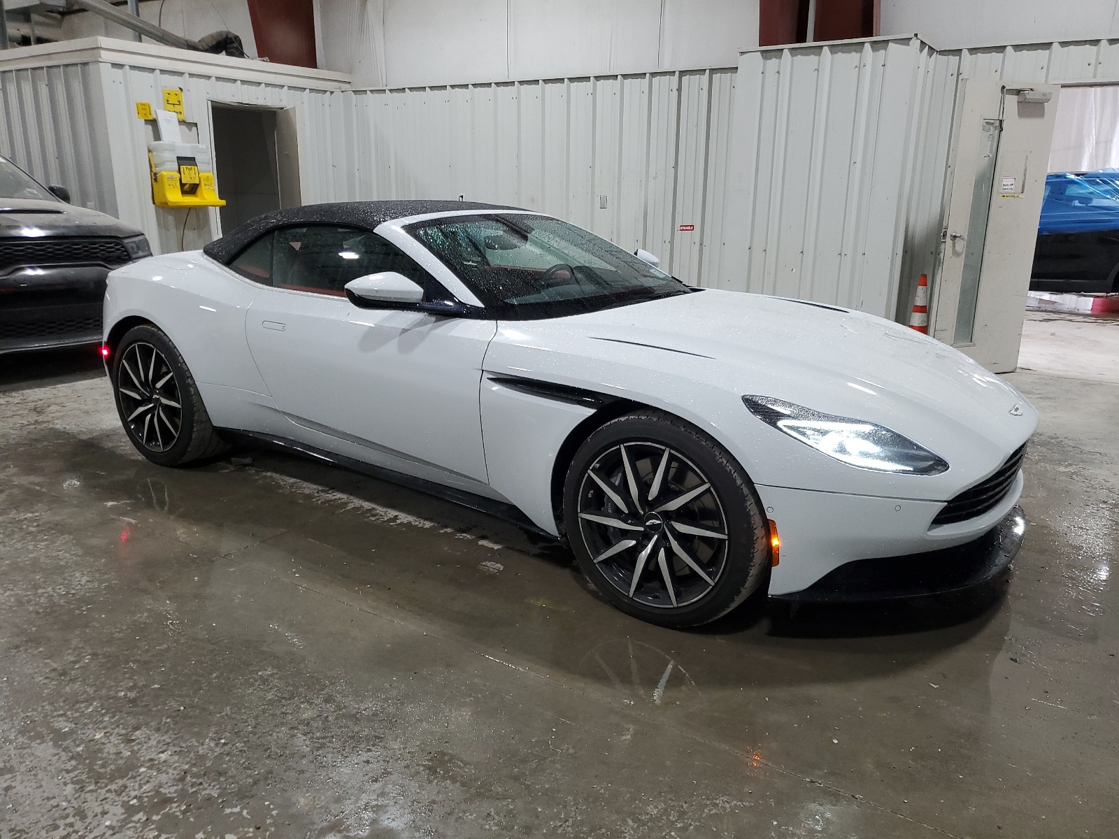 2020 Aston Martin Db11 vin: SCFRMFCW7LGM08894