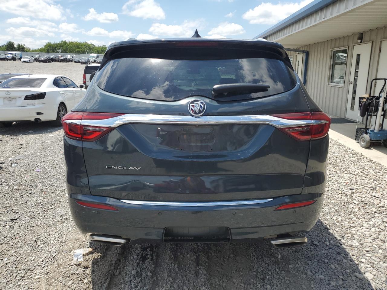 2019 Buick Enclave Essence VIN: 5GAERBKW1KJ170939 Lot: 63890544