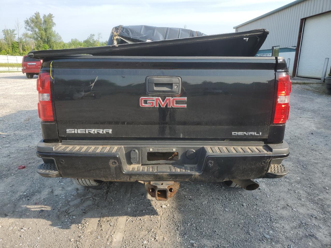 2015 GMC Sierra K2500 Denali VIN: 1GT120EG8FF615972 Lot: 63688844