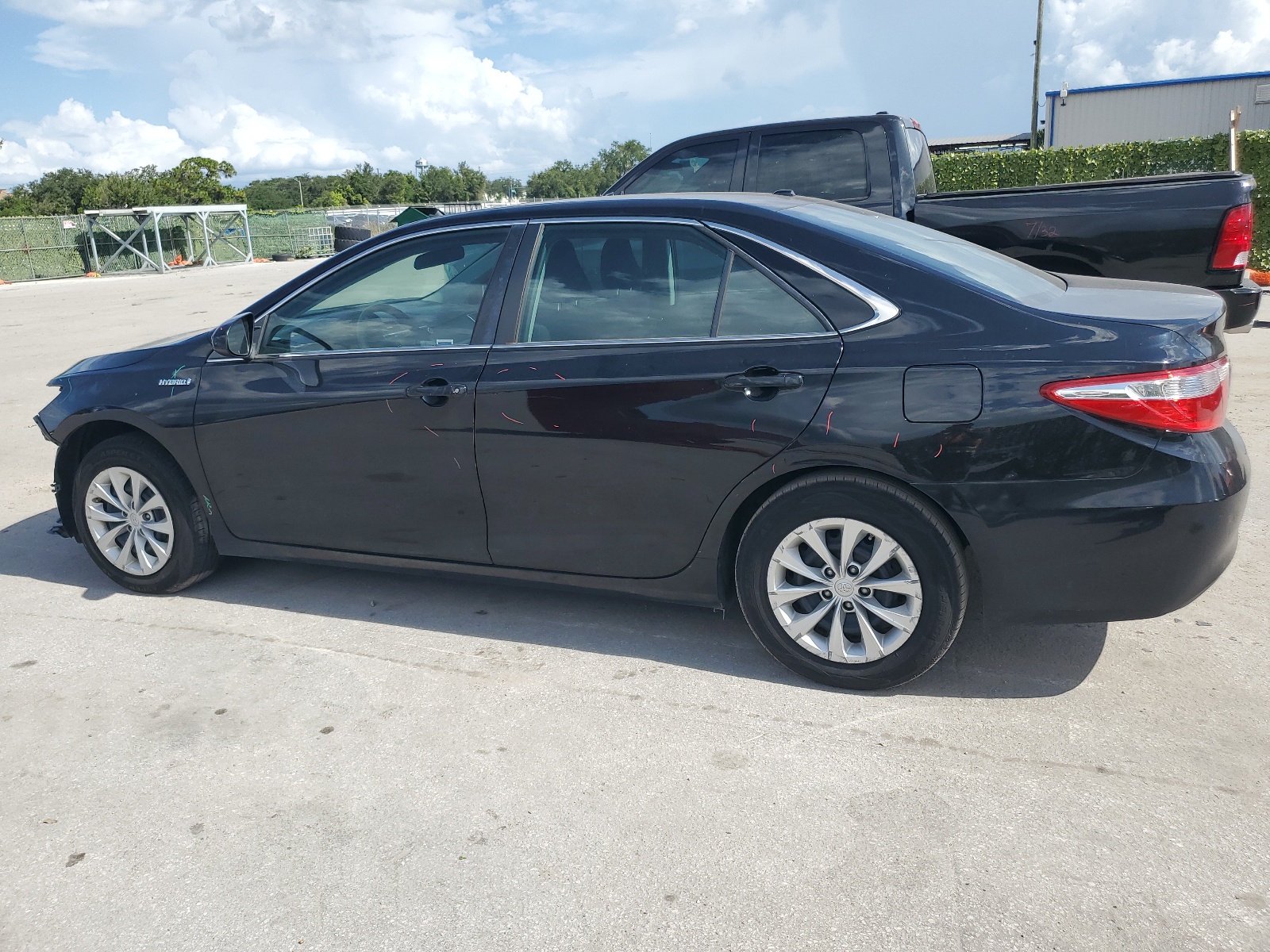 2017 Toyota Camry Hybrid vin: 4T1BD1FK0HU213235