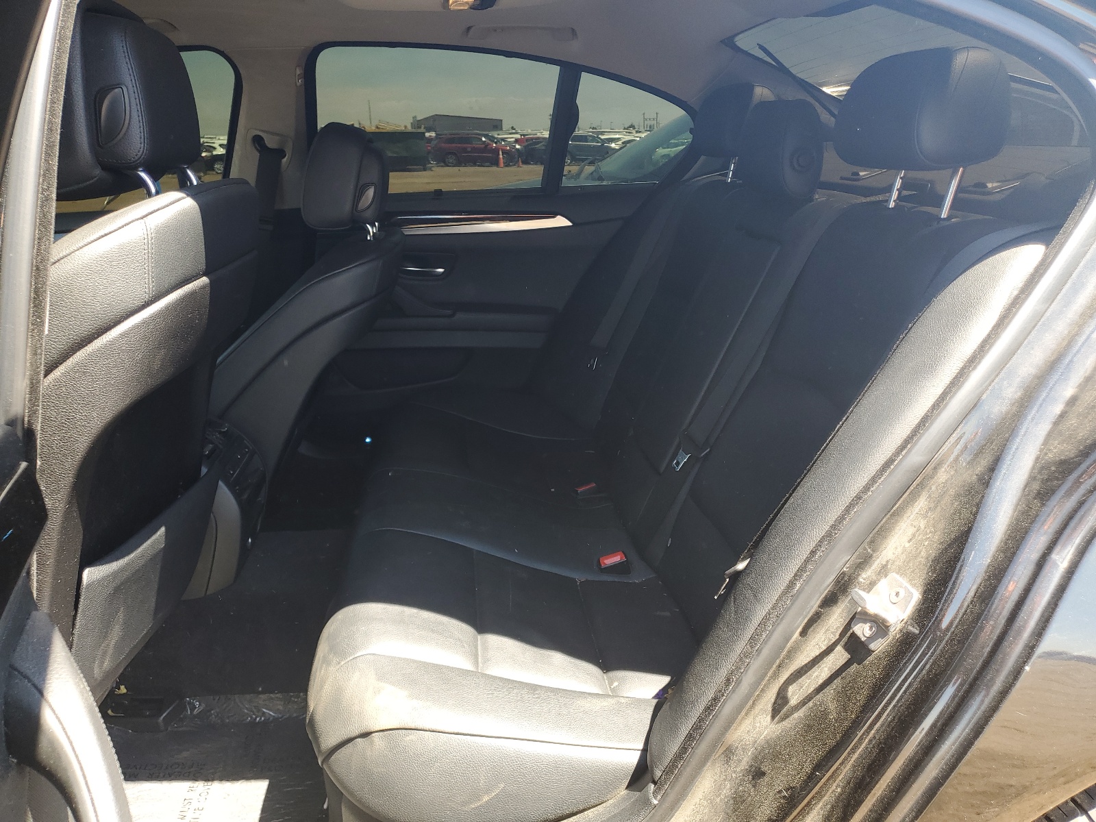 WBAFU9C59BC785384 2011 BMW 550 Xi