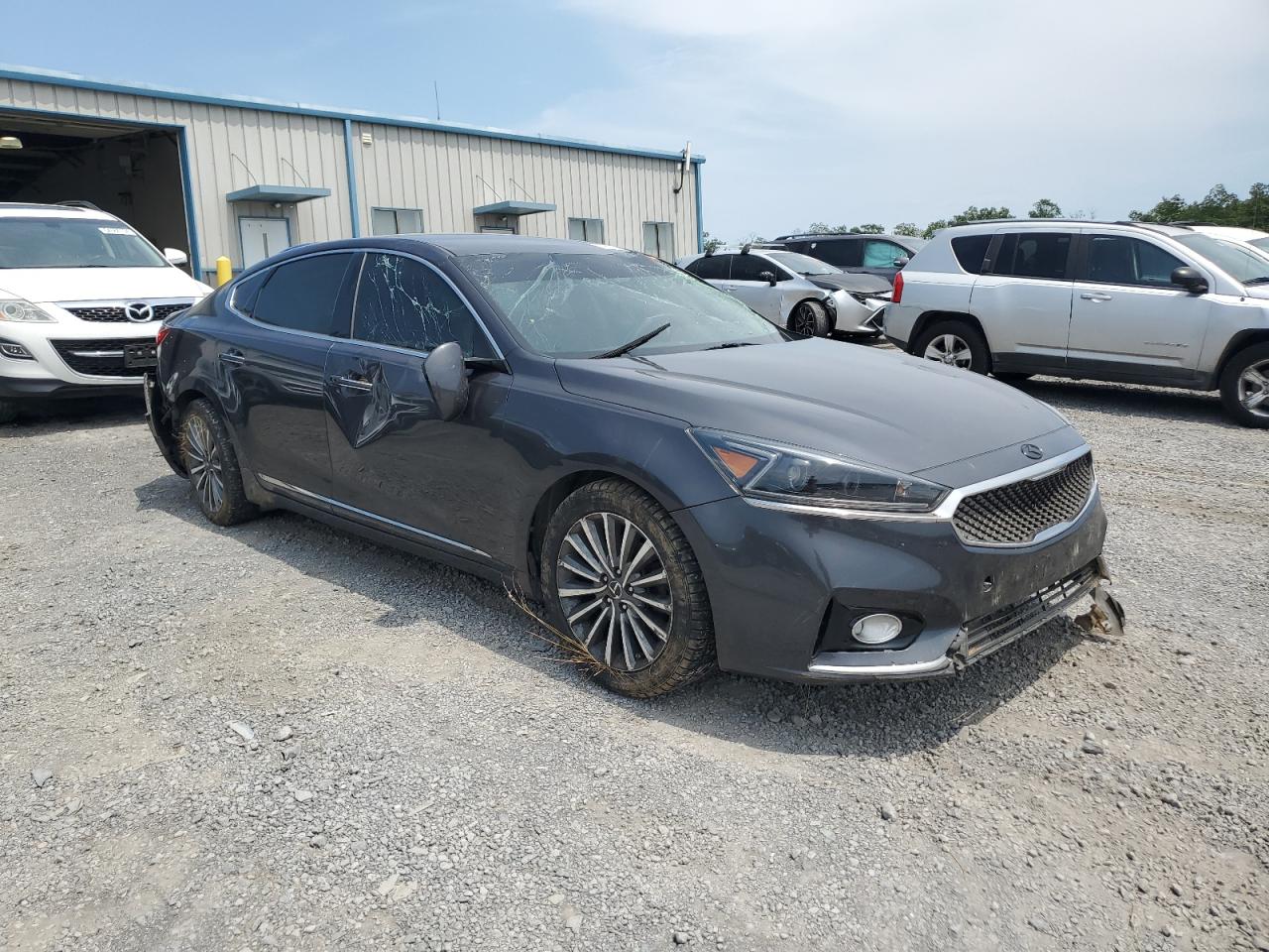 2017 Kia Cadenza Premium VIN: KNALB4J17H5073545 Lot: 64872784