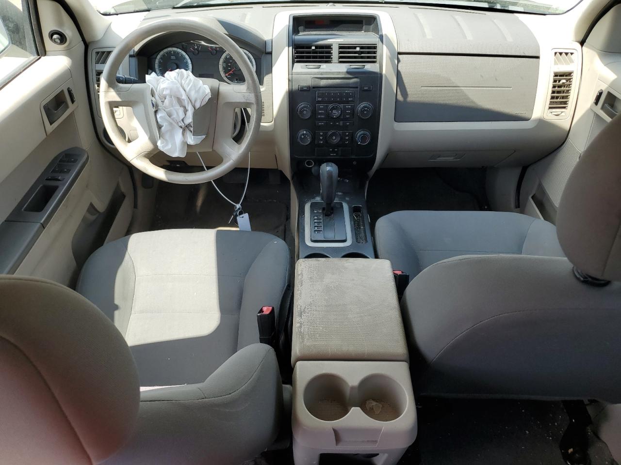 2008 Ford Escape Xls VIN: 1FMCU02Z58KC05127 Lot: 63491944