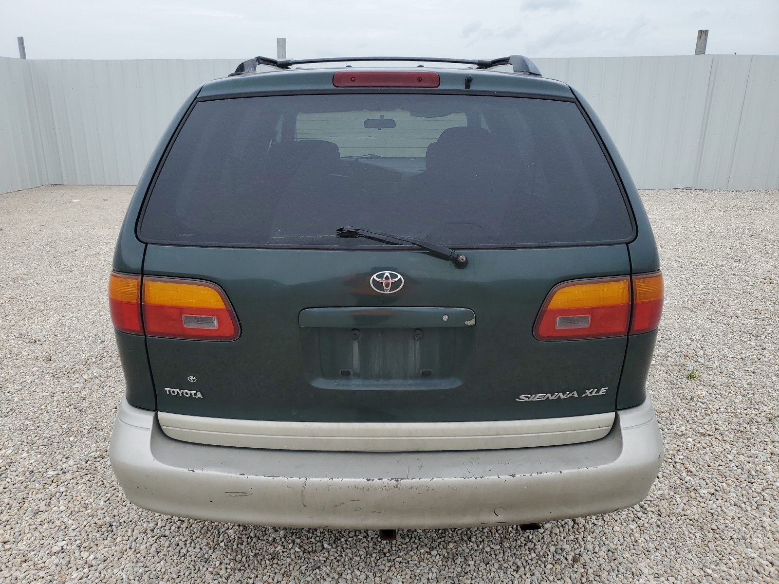 4T3ZF13C3YU277329 2000 Toyota Sienna Le