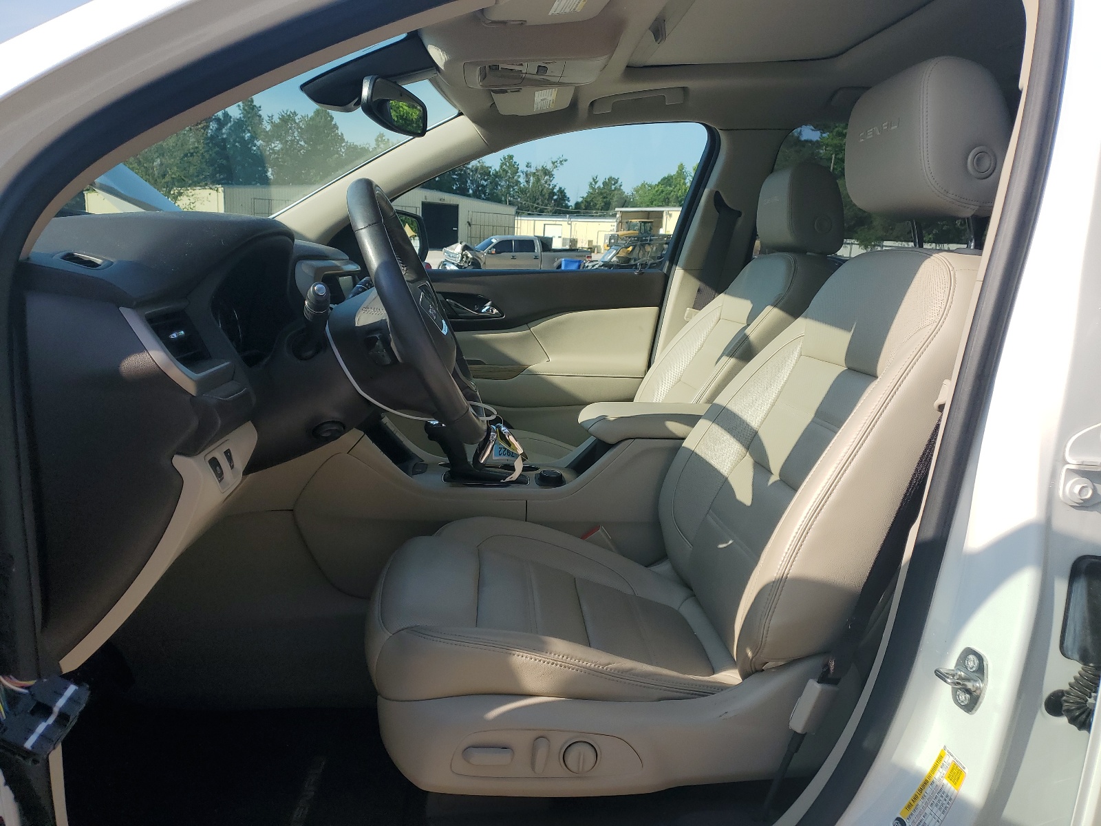 1GKKNPLS1HZ221599 2017 GMC Acadia Denali