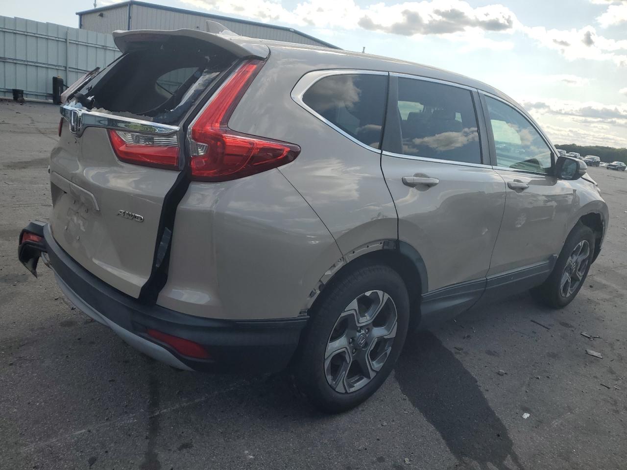 2017 Honda CR-V - Image 3