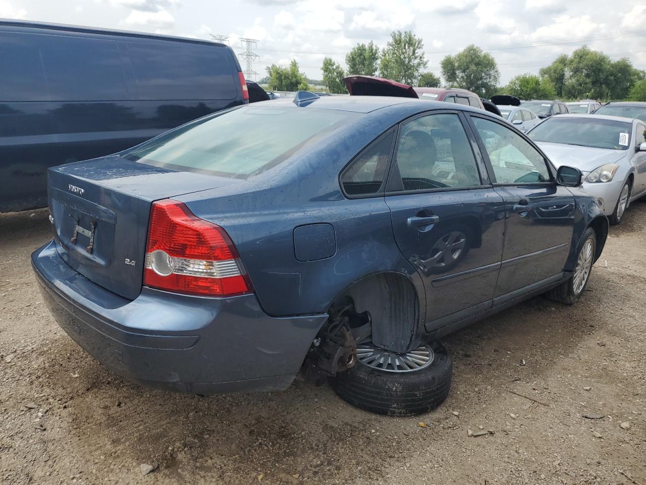 2007 Volvo S40 2.4I VIN: YV1MS382272269323 Lot: 64057924