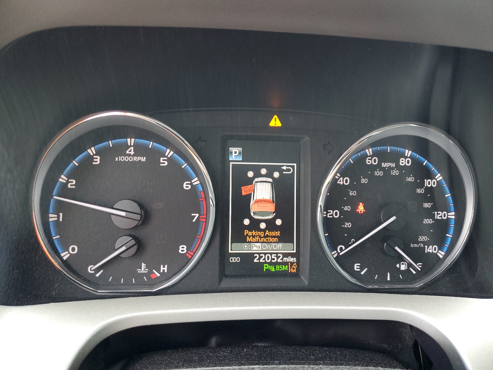 2T3YFREV2JW405669 2018 Toyota Rav4 Limited