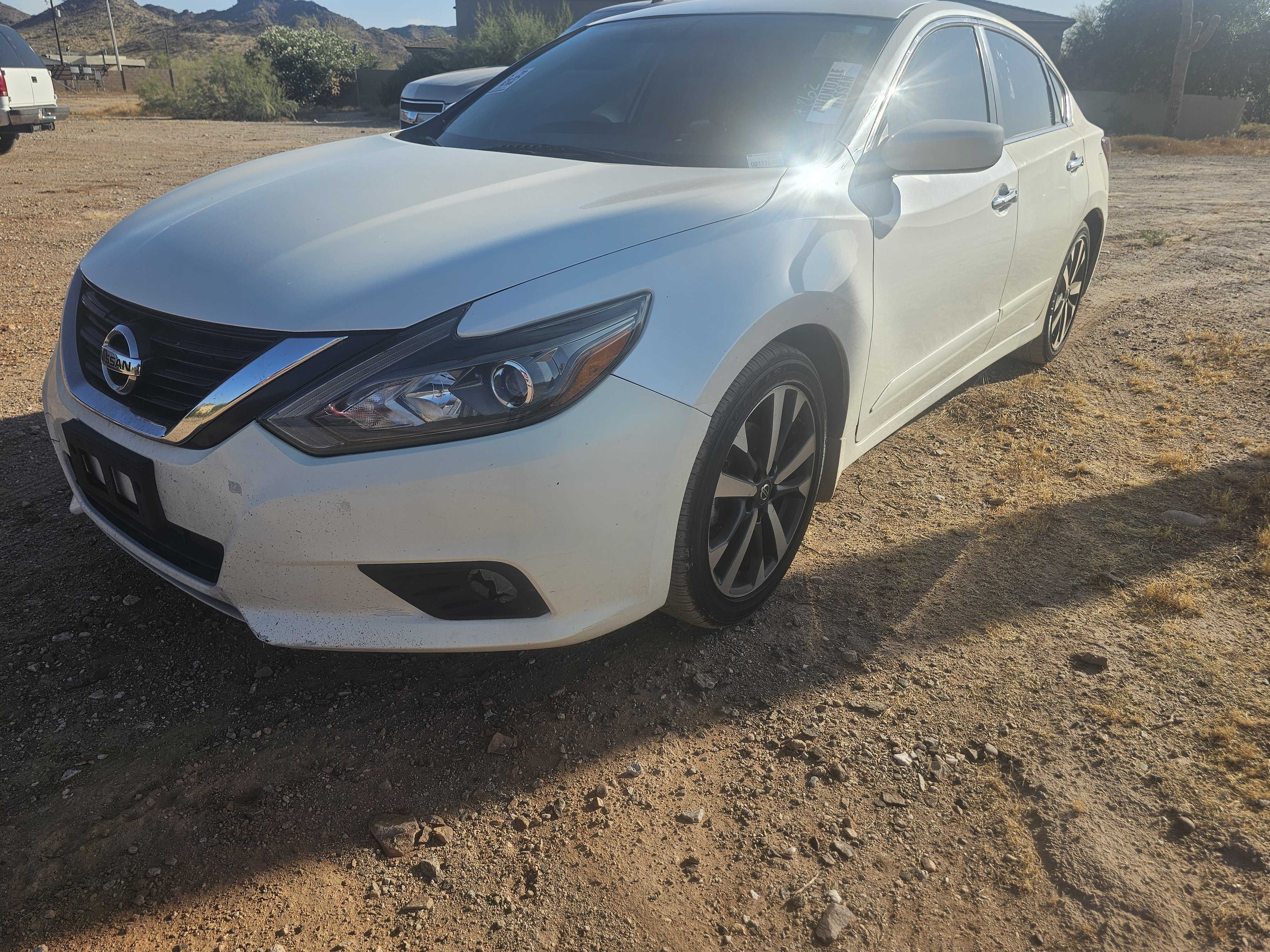 2017 Nissan Altima 2.5 vin: 1N4AL3AP8HC168459