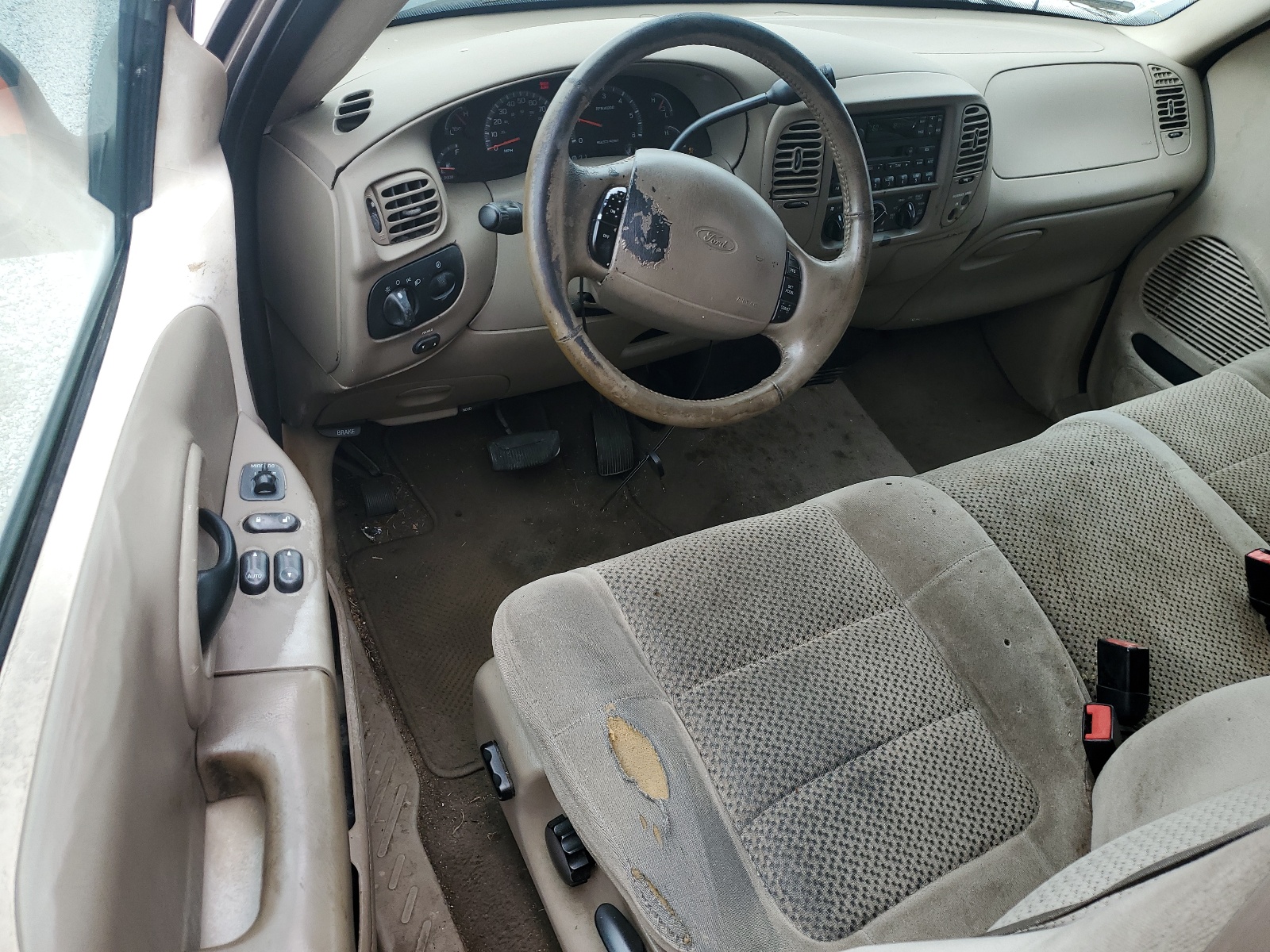 1FTRX17262NB09889 2002 Ford F150