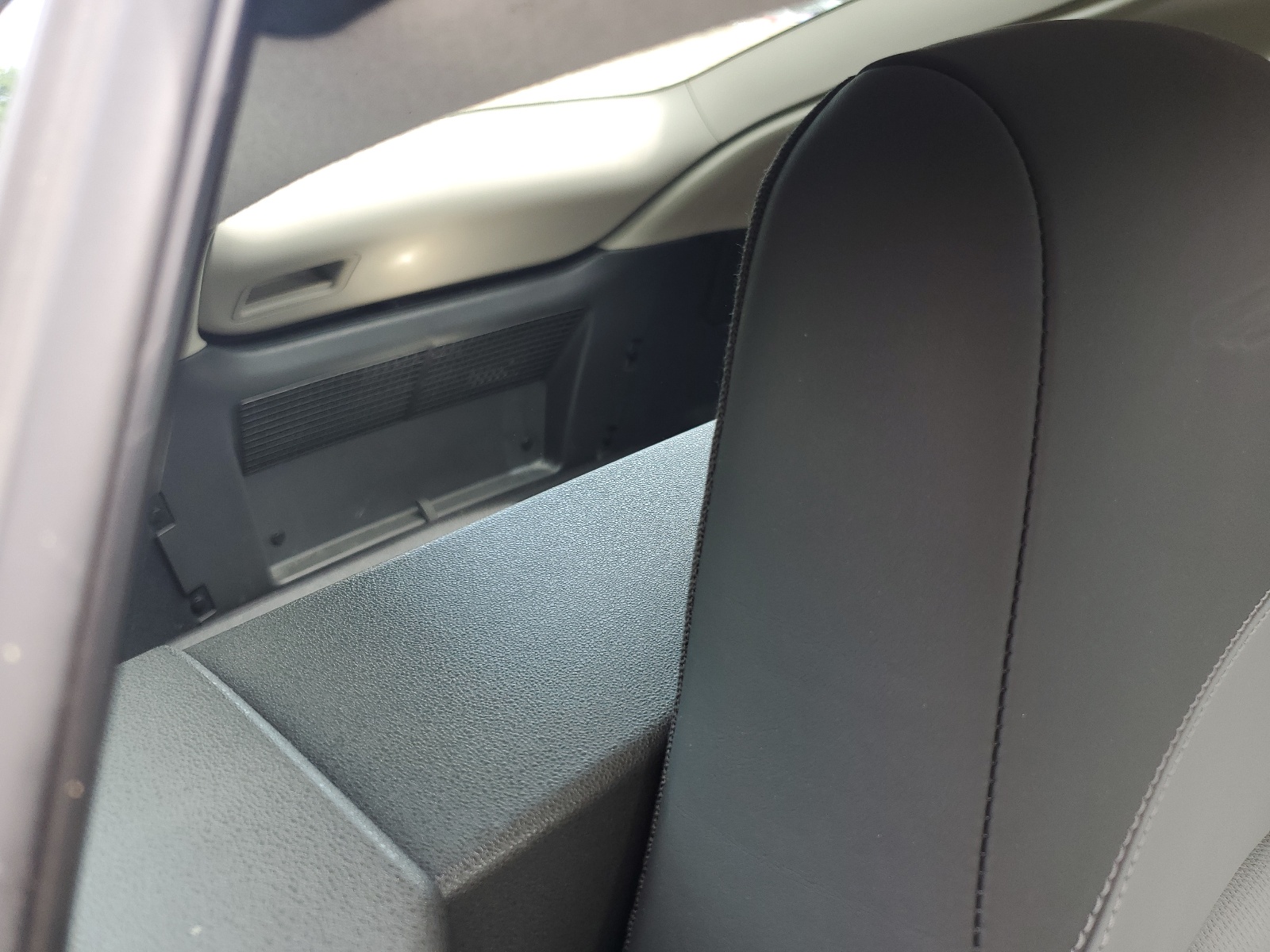 1C3LN69L48X075984 2008 Chrysler Crossfire Limited