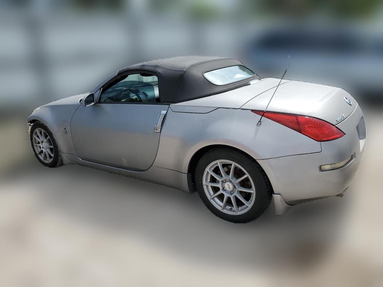 2005 Nissan 350Z Roadster VIN: JN1AZ36D25M700367 Lot: 64750224