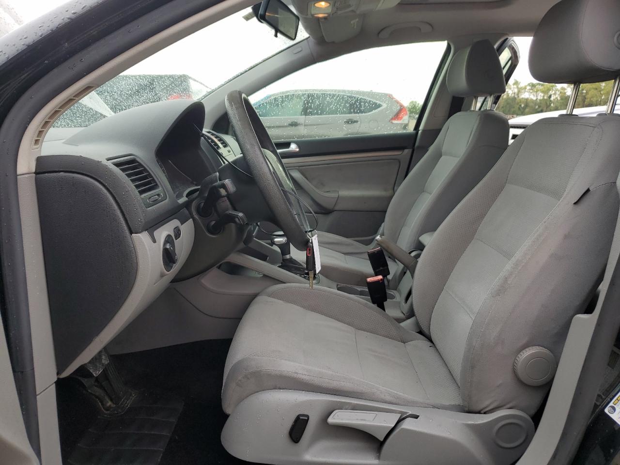 2007 Volkswagen Rabbit VIN: WVWDR91K47W080714 Lot: 63546054