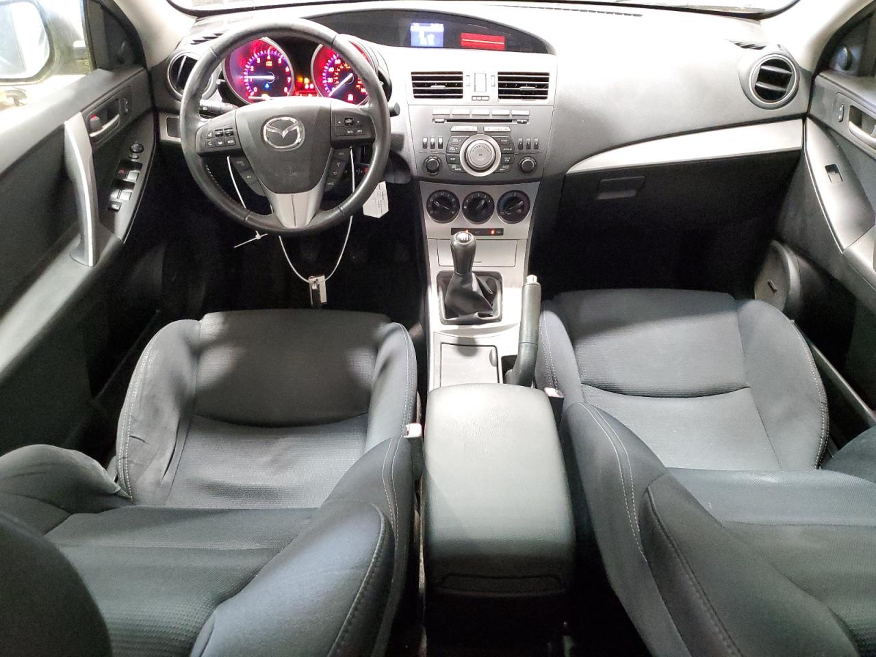 2011 Mazda 3 S VIN: JM1BL1U66B1471202 Lot: 64842594