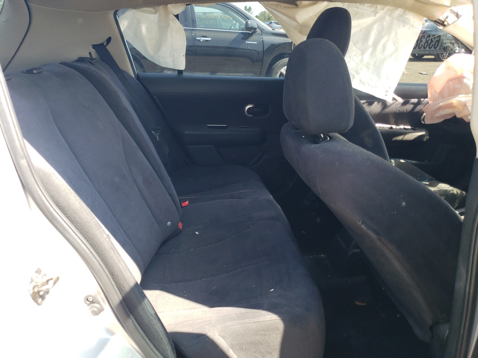 3N1BC13E37L352079 2007 Nissan Versa S