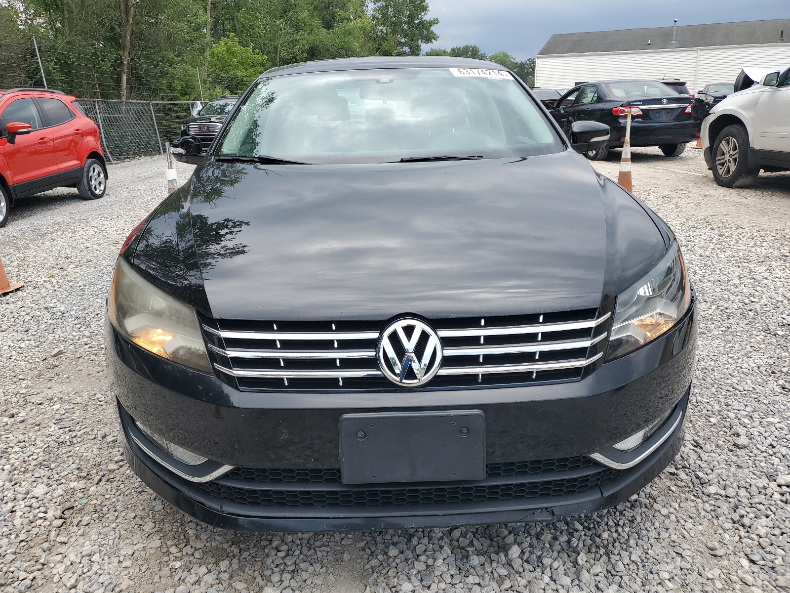 2015 Volkswagen Passat S vin: 1VWAT7A38FC093299