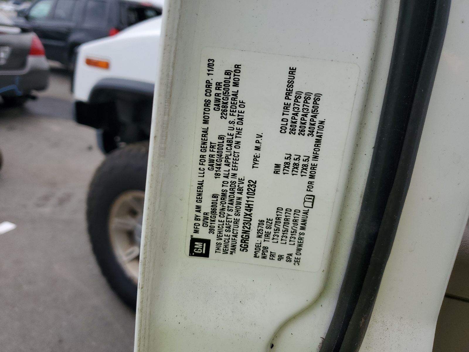 5GRGN23UX4H110232 2004 Hummer H2