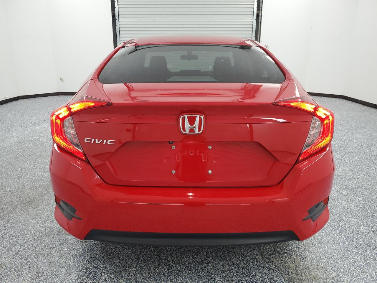 2018 Honda Civic Lx VIN: 2HGFC2F53JH503245 Lot: 62111744