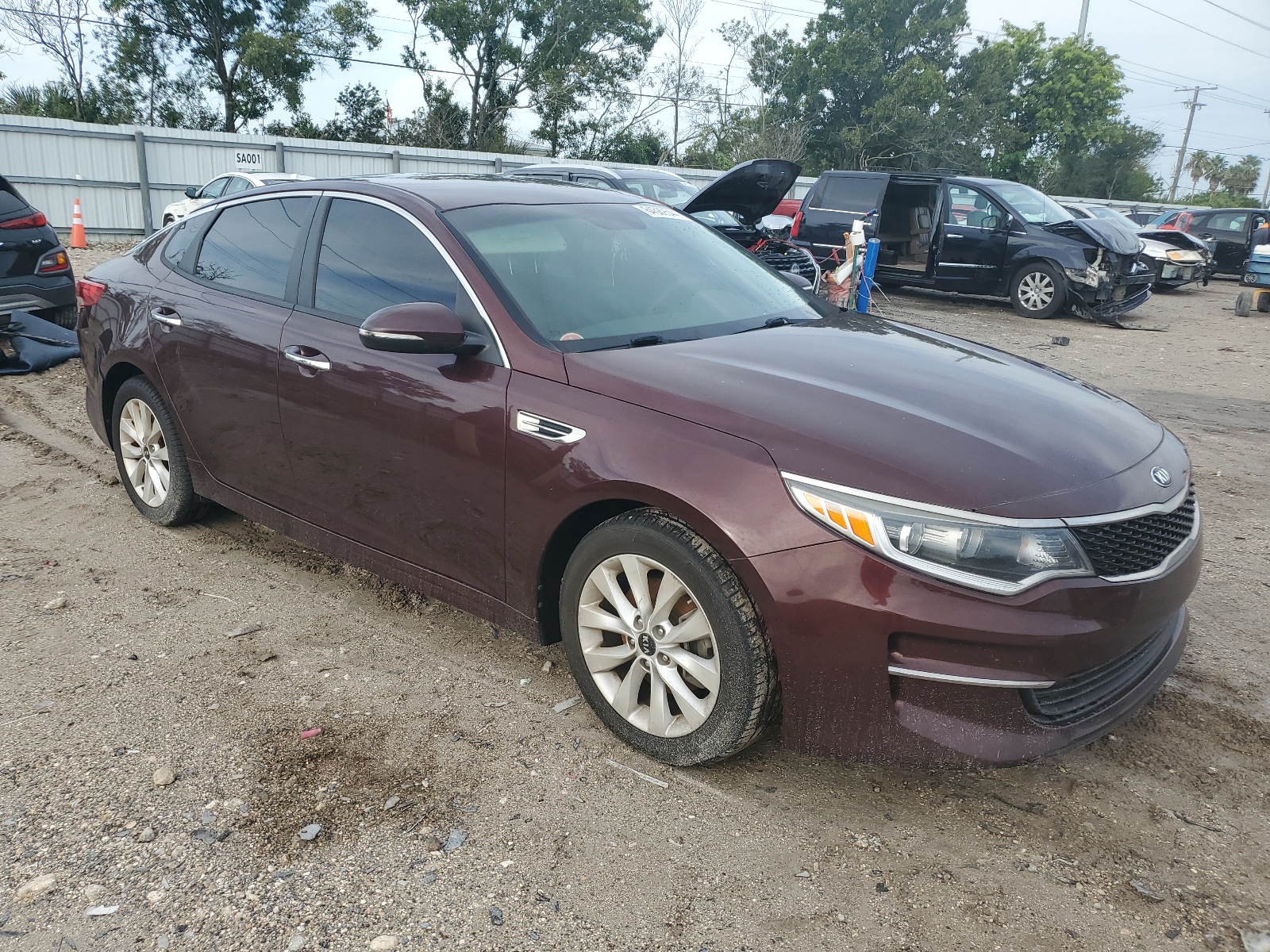 2017 Kia Optima Lx vin: 5XXGT4L36HG121757