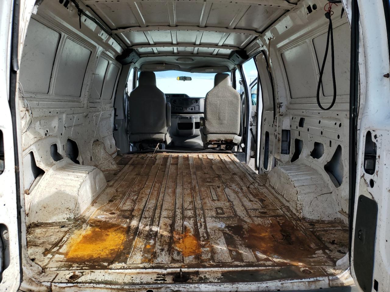 2011 Ford Econoline E150 Van VIN: 1FTNE1EW5BDA08990 Lot: 64039374