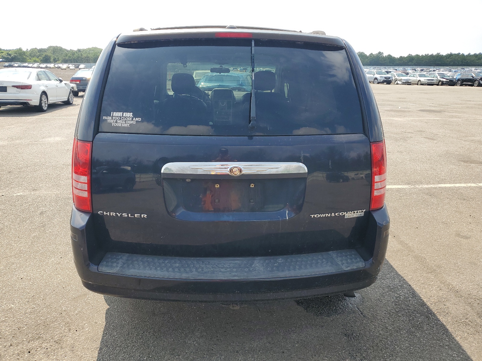 2A4RR8D14AR320664 2010 Chrysler Town & Country Touring Plus