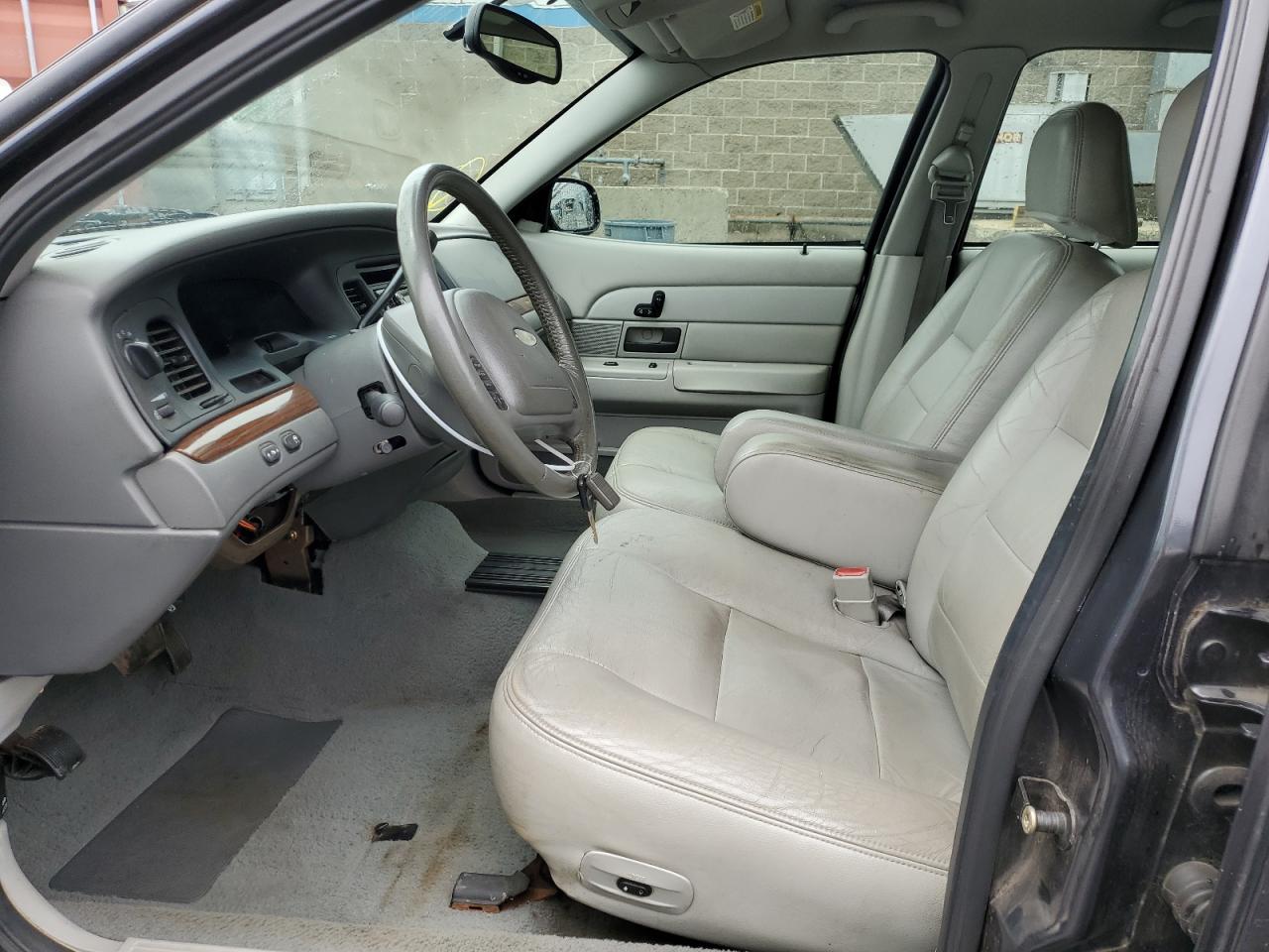 2004 Ford Crown Victoria Lx VIN: 2FAFP74W04X104773 Lot: 63857724