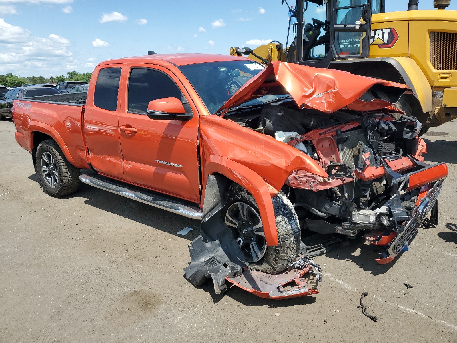 2017 Toyota Tacoma Access Cab vin: 5TFSZ5AN7HX088036