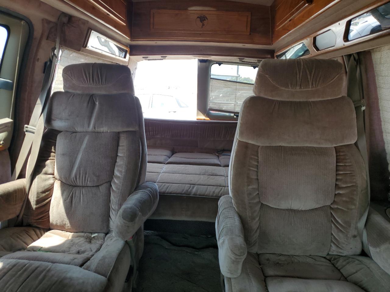 1997 Chevrolet Express G1500 VIN: 1GBFG15R9V1075448 Lot: 65228154