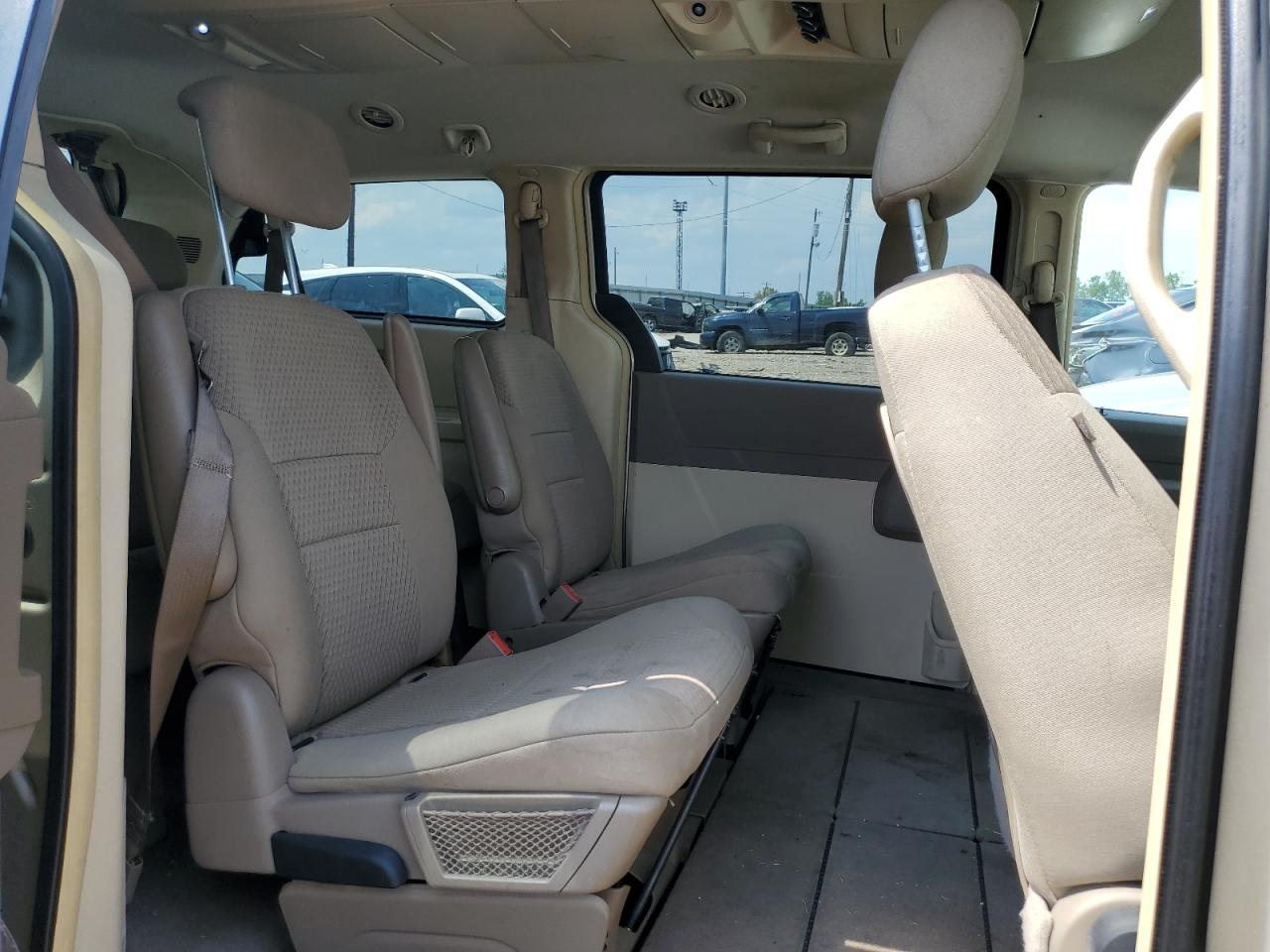 2008 Chrysler Town & Country Touring VIN: 2A8HR54P68R611027 Lot: 62010494