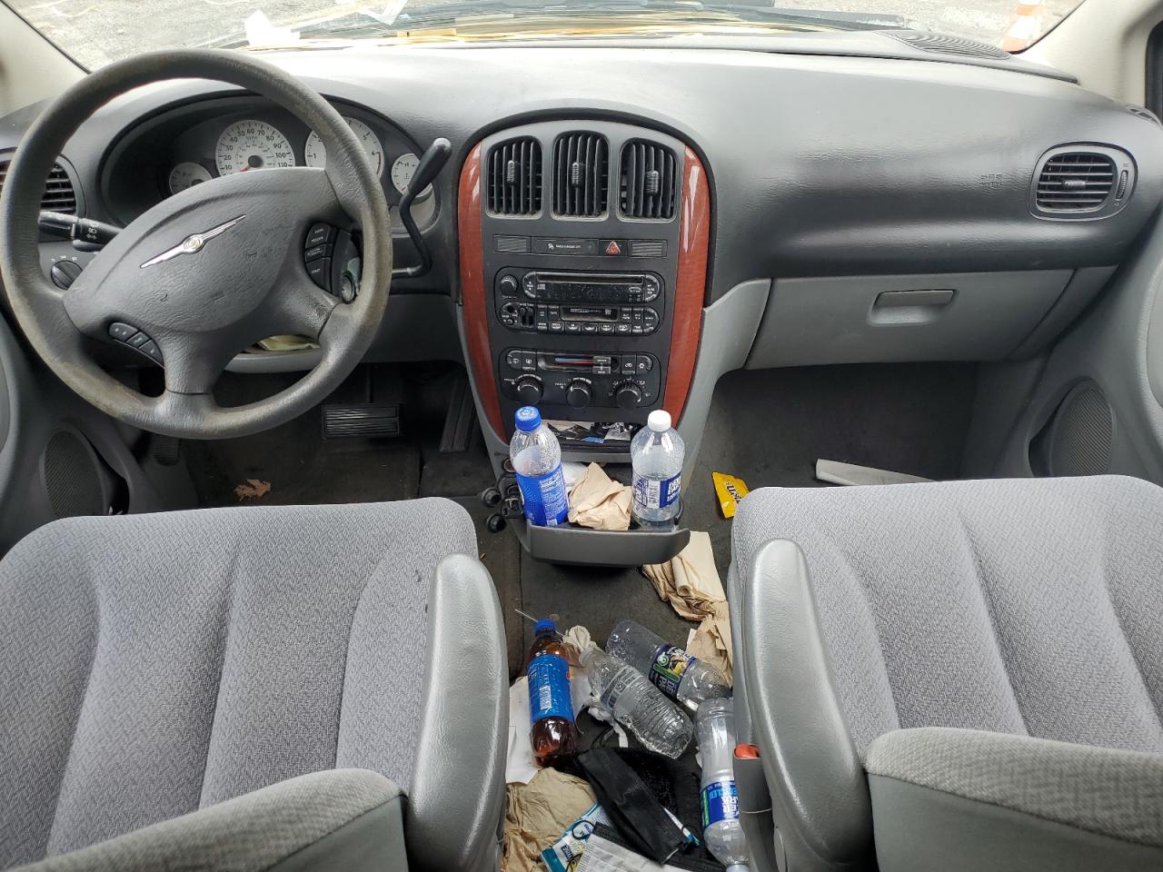 2006 Chrysler Town & Country Lx VIN: 2A4GP44R26R704266 Lot: 64814114