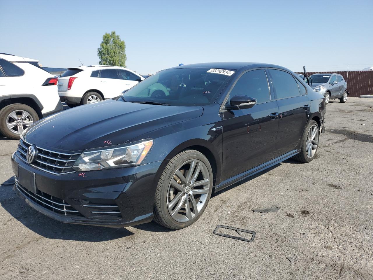 1VWAA7A35JC029588 2018 VOLKSWAGEN PASSAT - Image 1