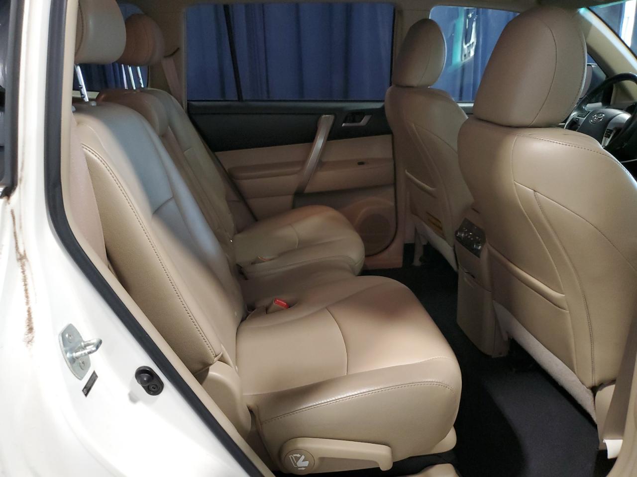 2012 Toyota Highlander Base VIN: 5TDZK3EH5CS059841 Lot: 63922104