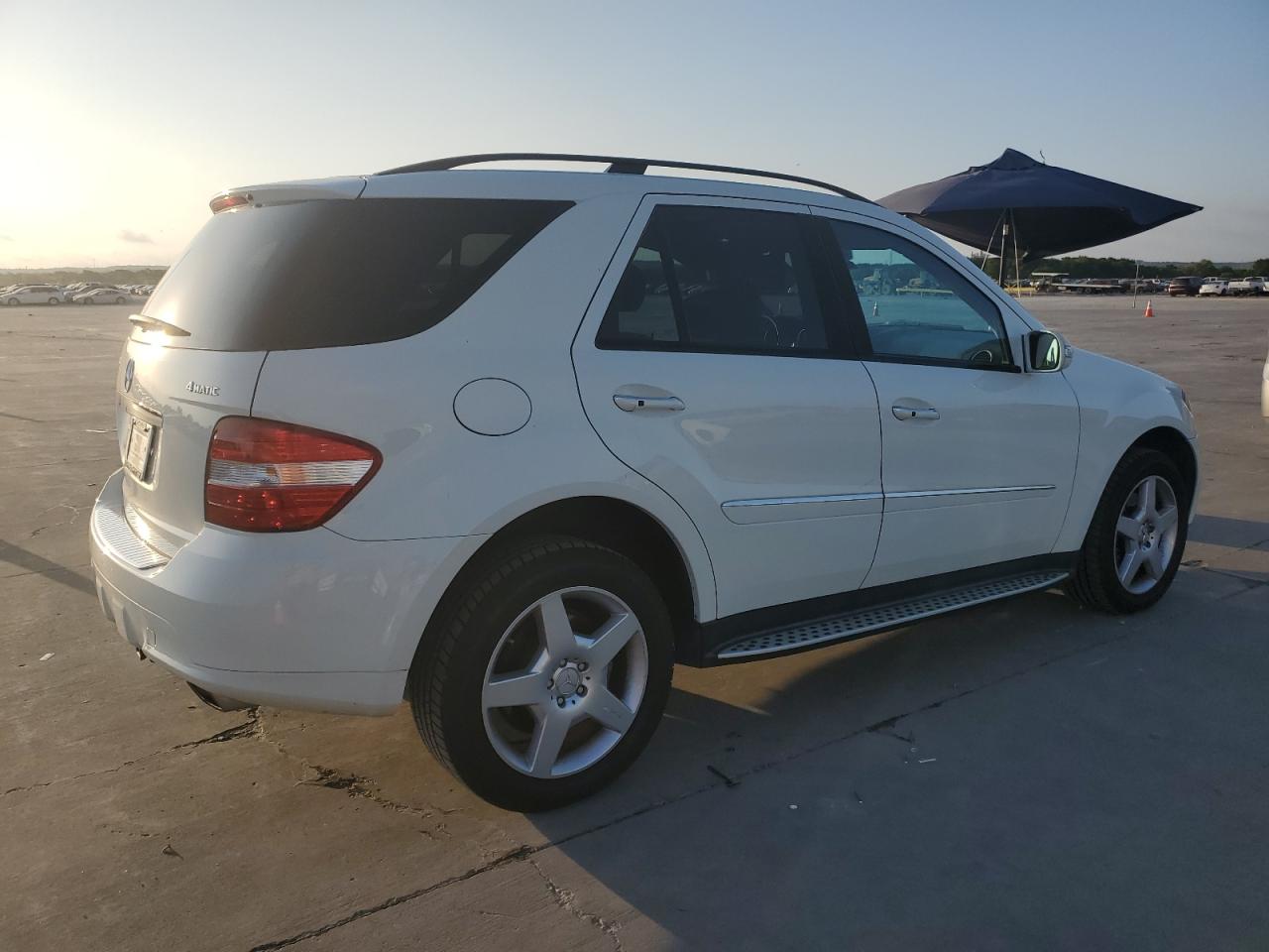 2008 Mercedes-Benz Ml 550 VIN: 4JGBB72E08A392225 Lot: 64413404
