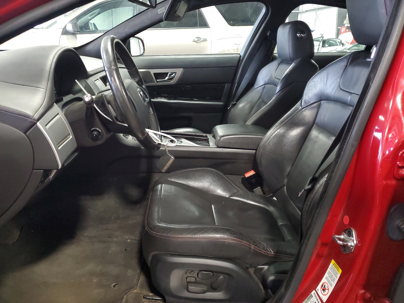 SAJWJ0FF2F8U68875 2015 Jaguar Xf 3.0 Sport Awd