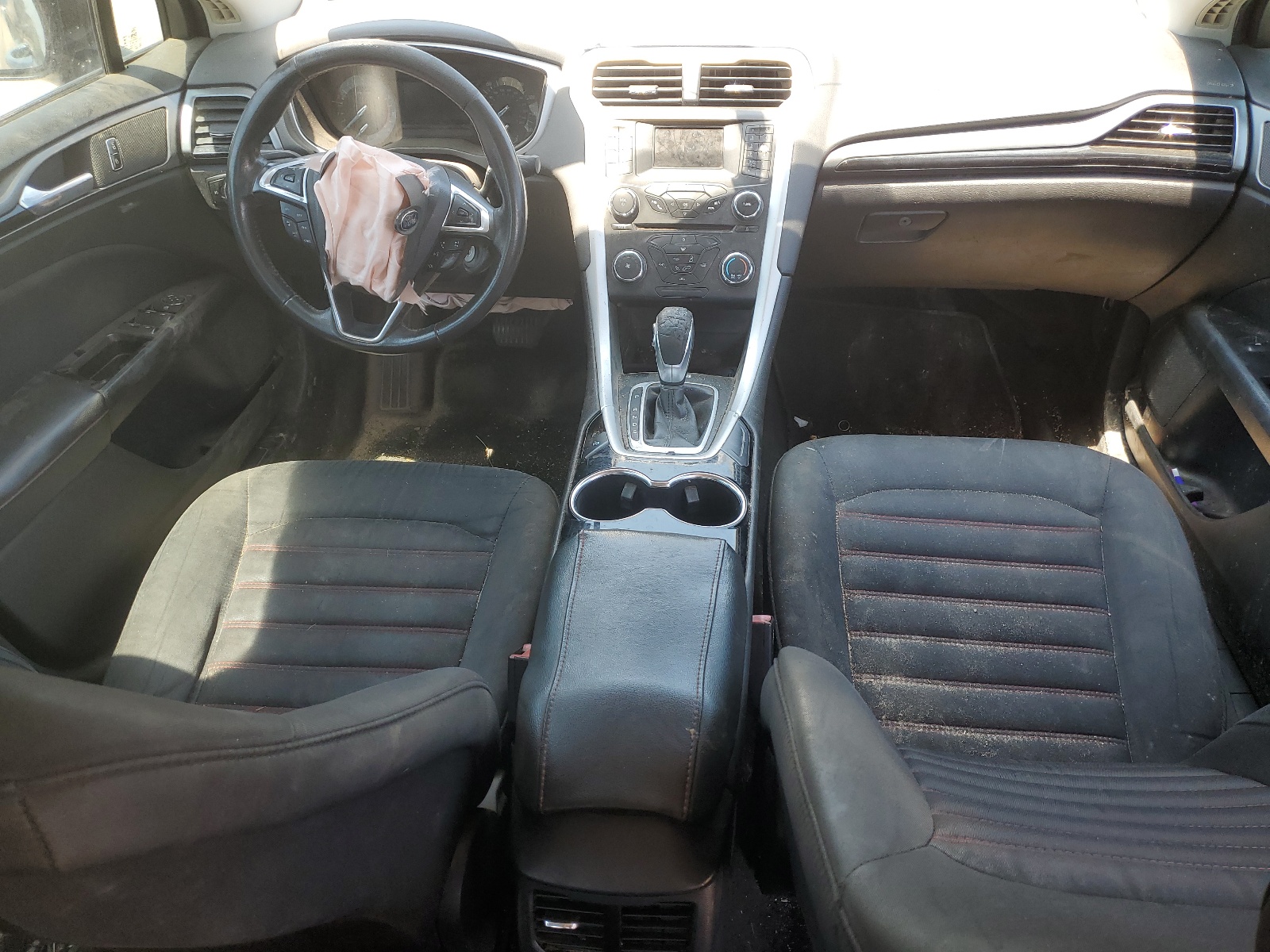 3FA6P0H74FR136637 2015 Ford Fusion Se