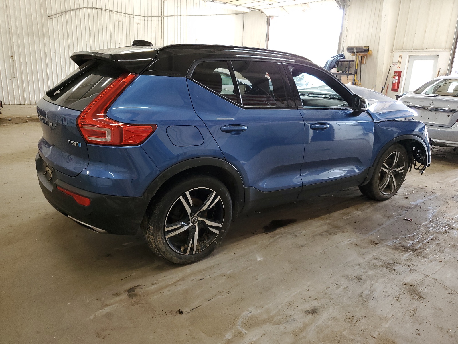 YV4162UM6K2092912 2019 Volvo Xc40 T5 R-Design