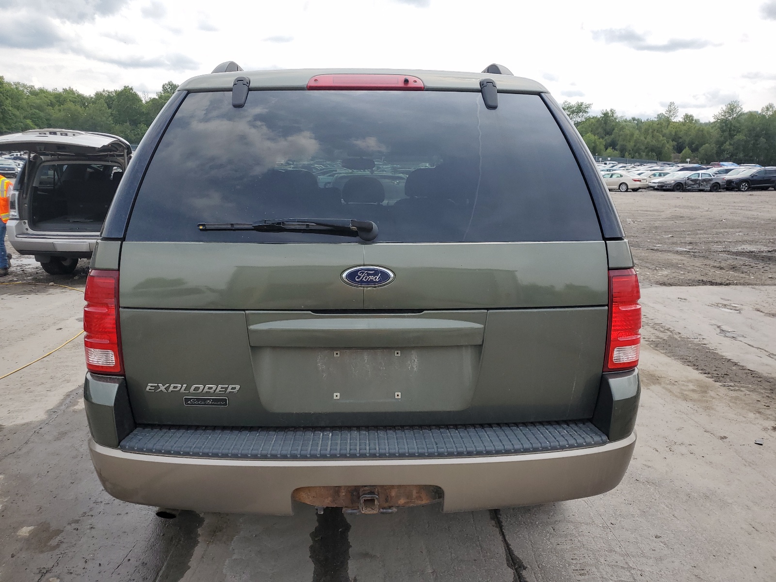 1FMDU74K54UB01359 2004 Ford Explorer Eddie Bauer