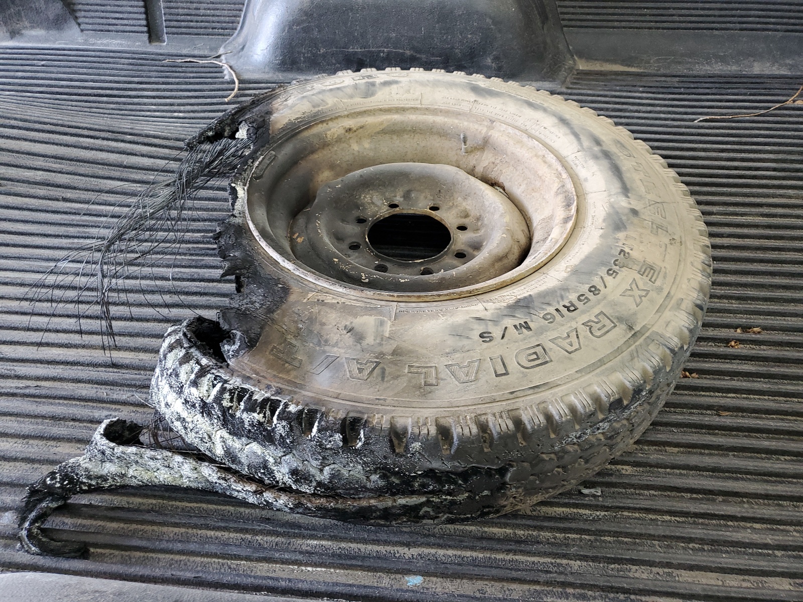 1FTJW36G3VEC64347 1997 Ford F350