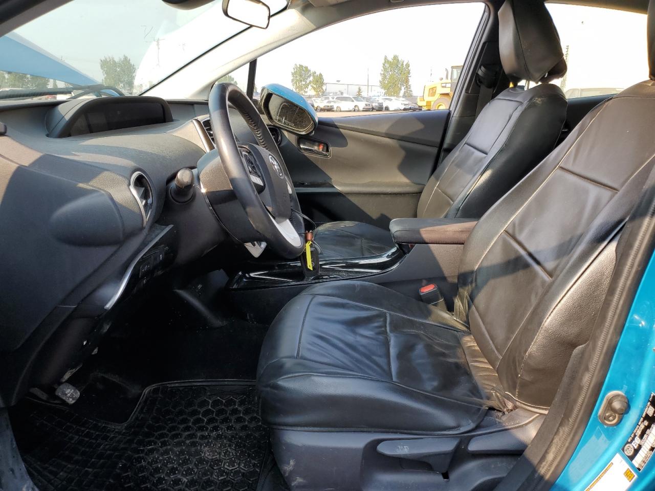 JTDKARFP1J3102132 TOYOTA PRIUS 2018