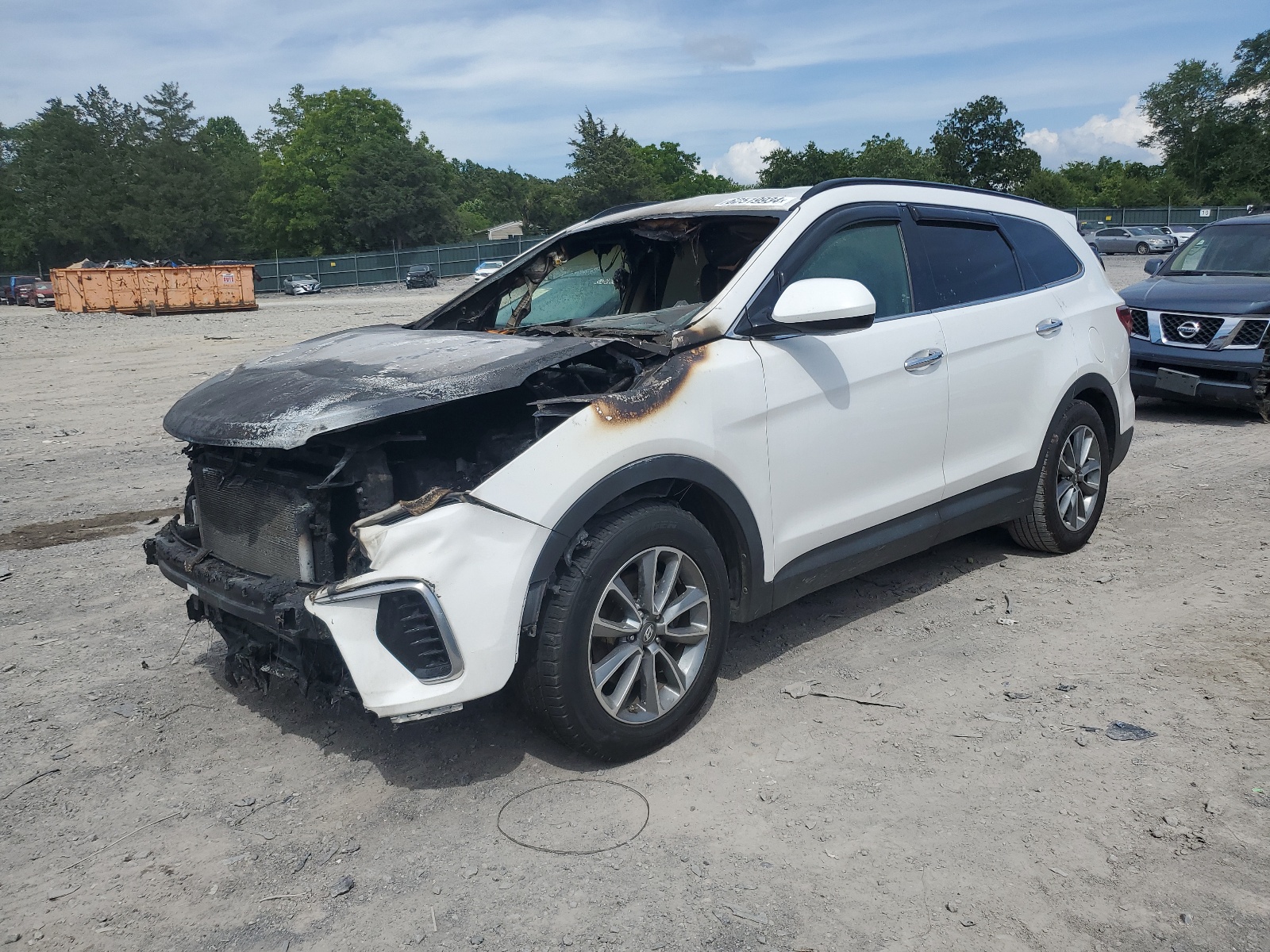 KM8SM4HF4HU188227 2017 Hyundai Santa Fe Se