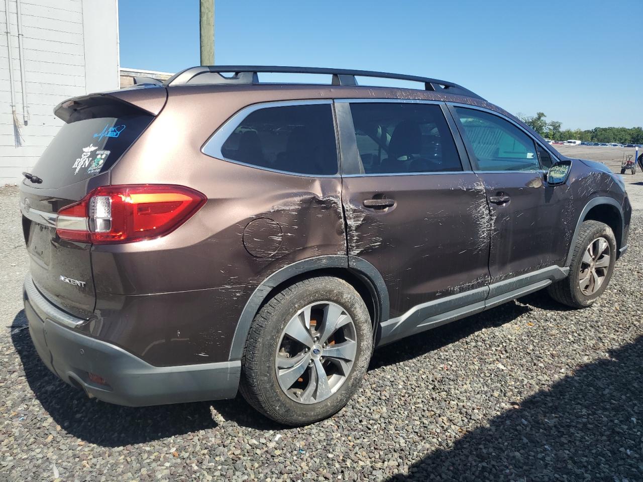 2019 Subaru Ascent Premium VIN: 4S4WMAFD6K3422415 Lot: 63013364