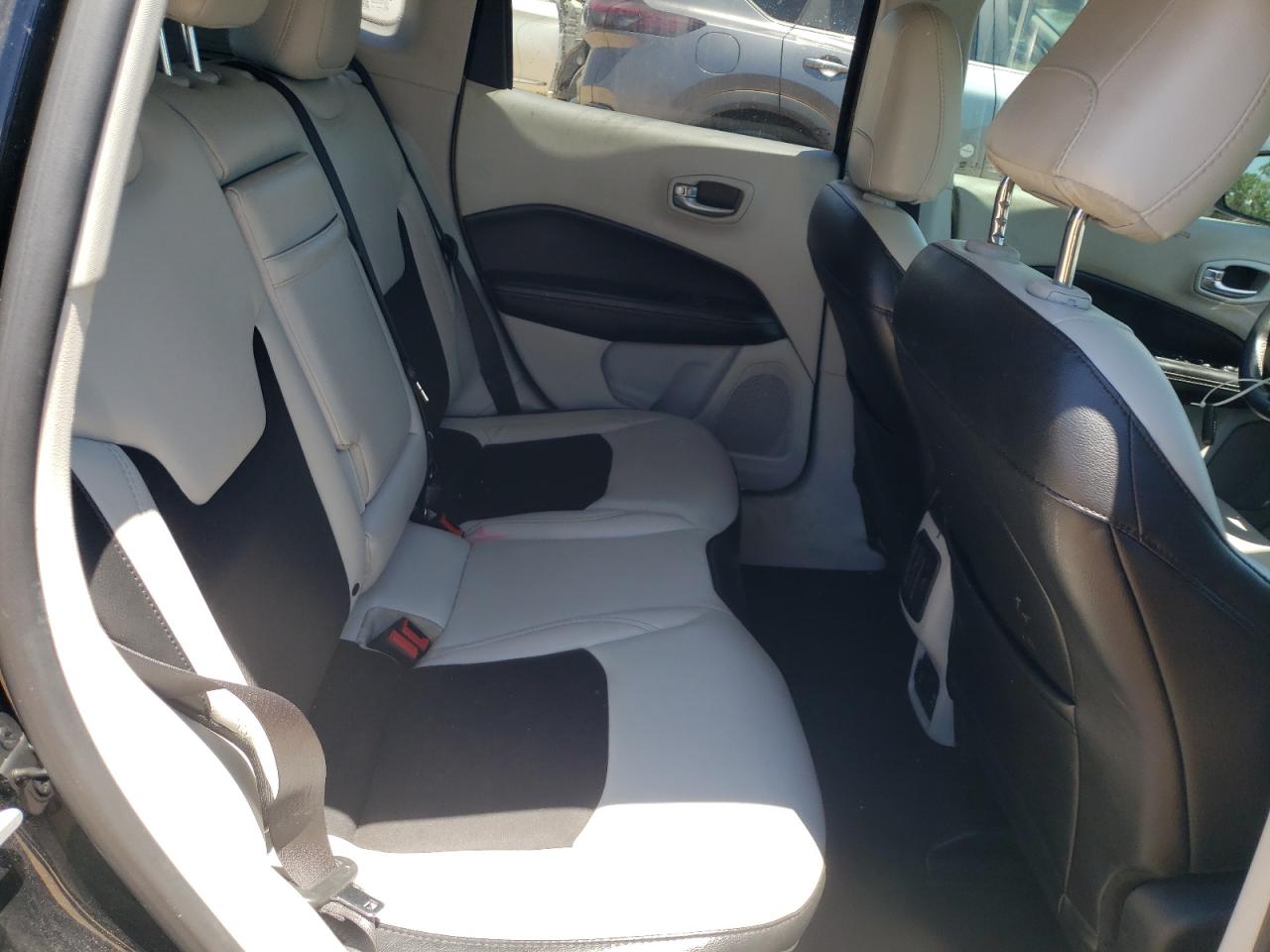 2018 Jeep Compass Latitude VIN: 3C4NJCBB6JT467916 Lot: 61802724