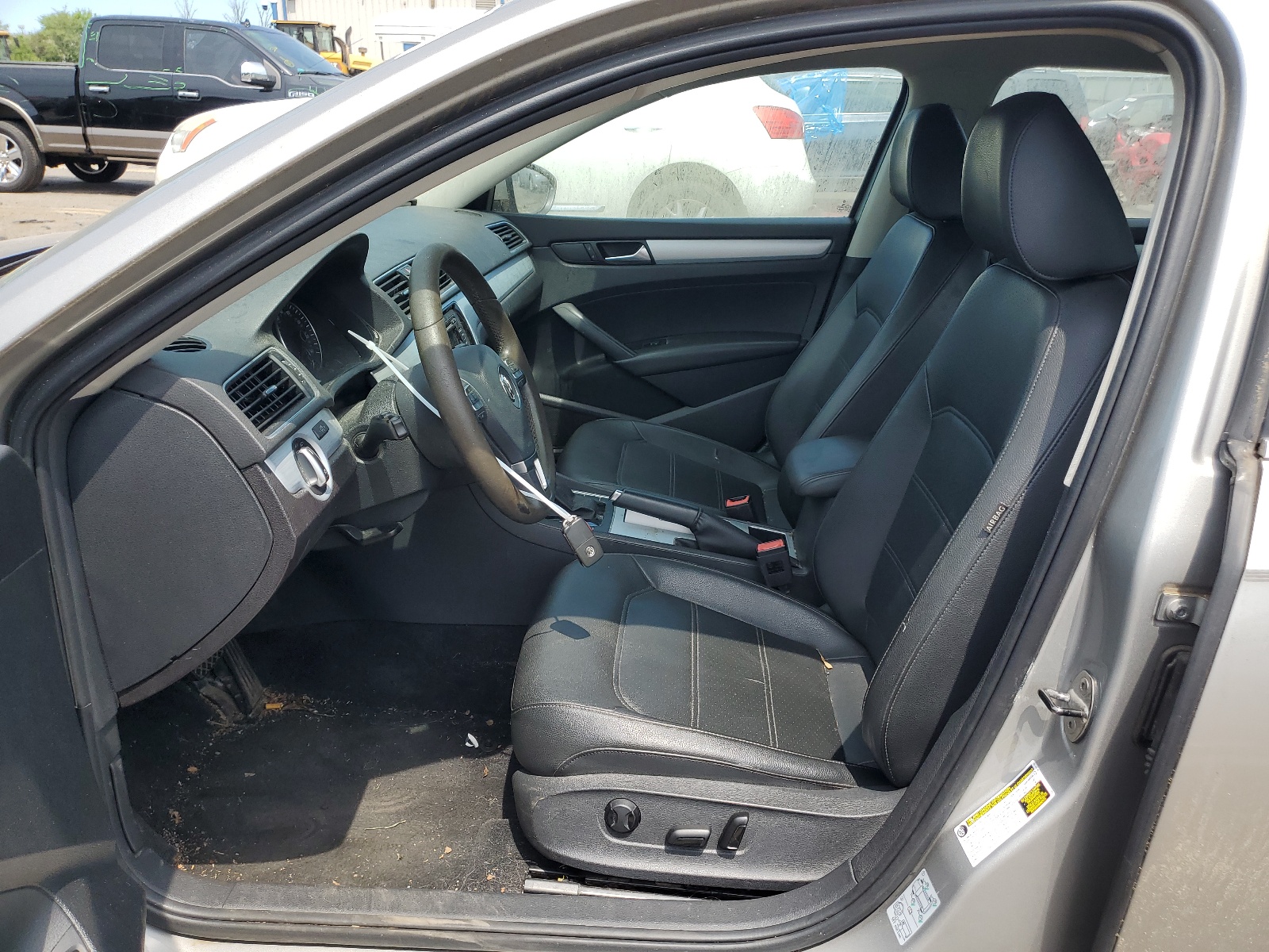 1VWBP7A38CC013035 2012 Volkswagen Passat Se