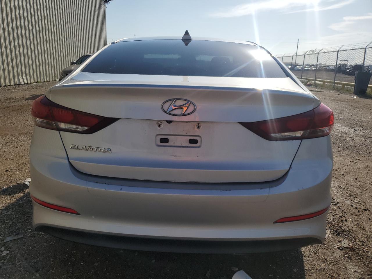 2018 Hyundai Elantra Sel VIN: 5NPD84LF1JH261272 Lot: 64170584