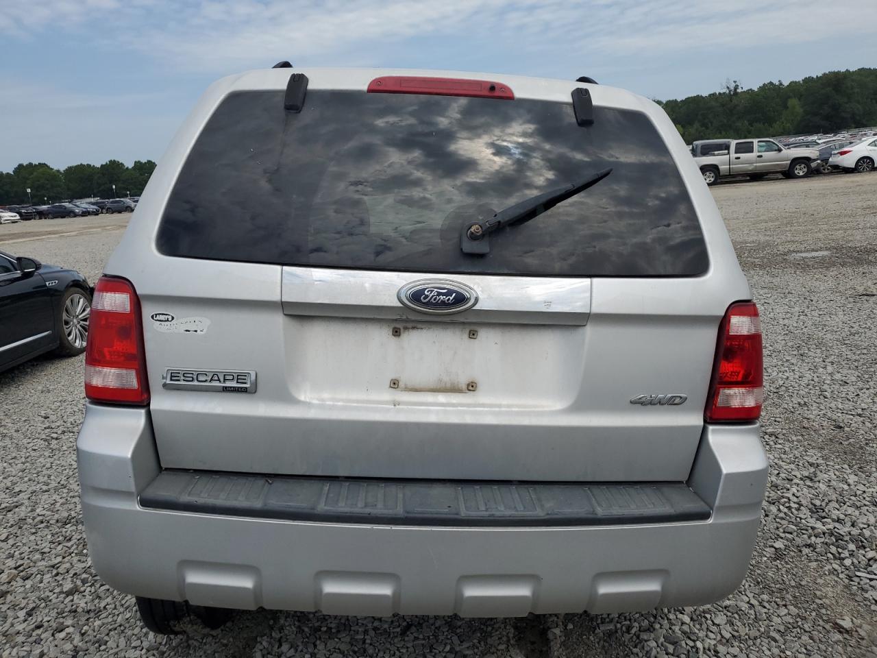 2008 Ford Escape Limited VIN: 1FMCU94128KE67800 Lot: 63418984