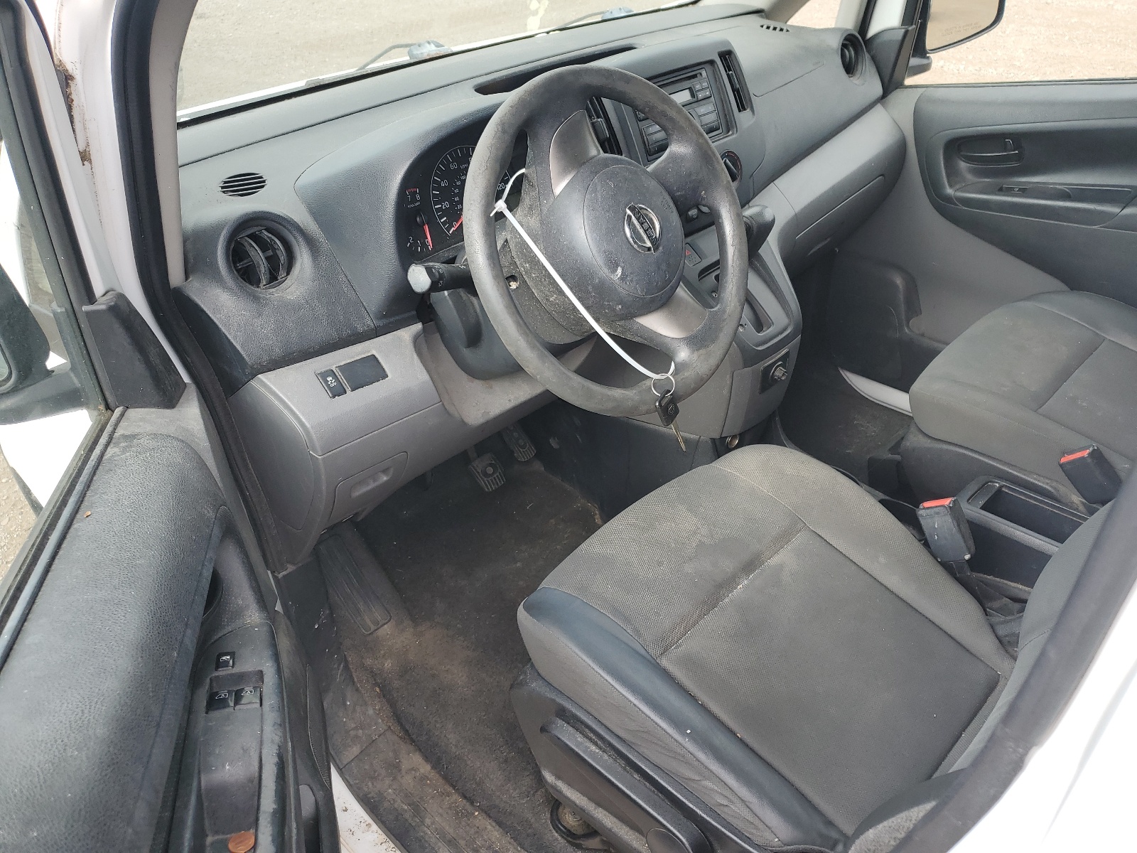 3N6CM0KN1EK697122 2014 Nissan Nv200 2.5S