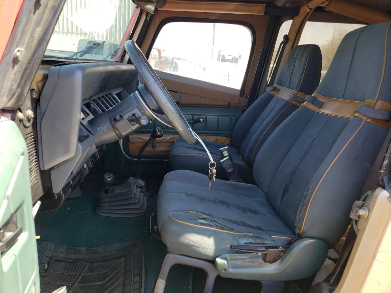 1993 Jeep Wrangler - Image 7