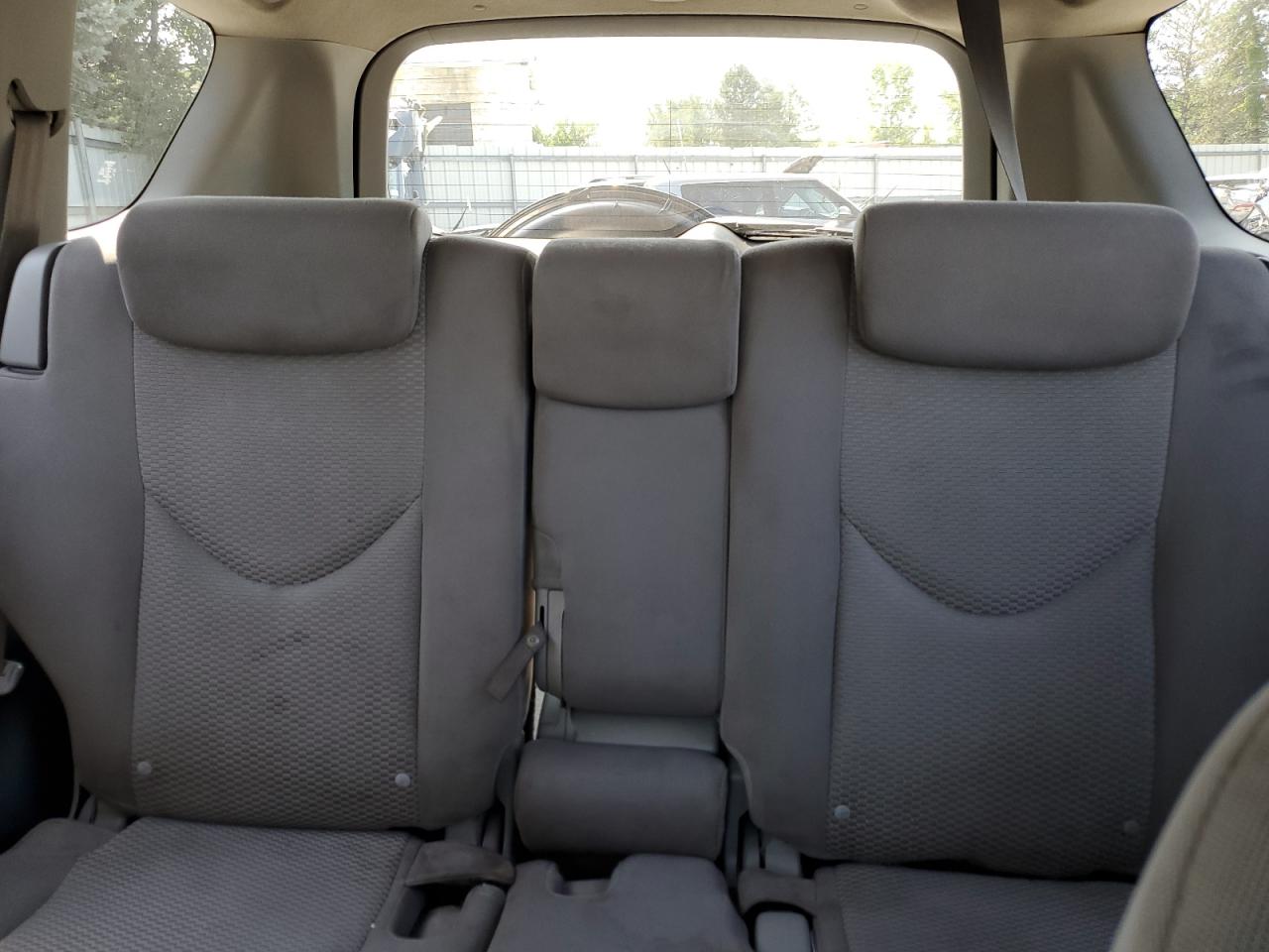 2006 Toyota Rav4 Limited VIN: JTMBD31V965001376 Lot: 63520184