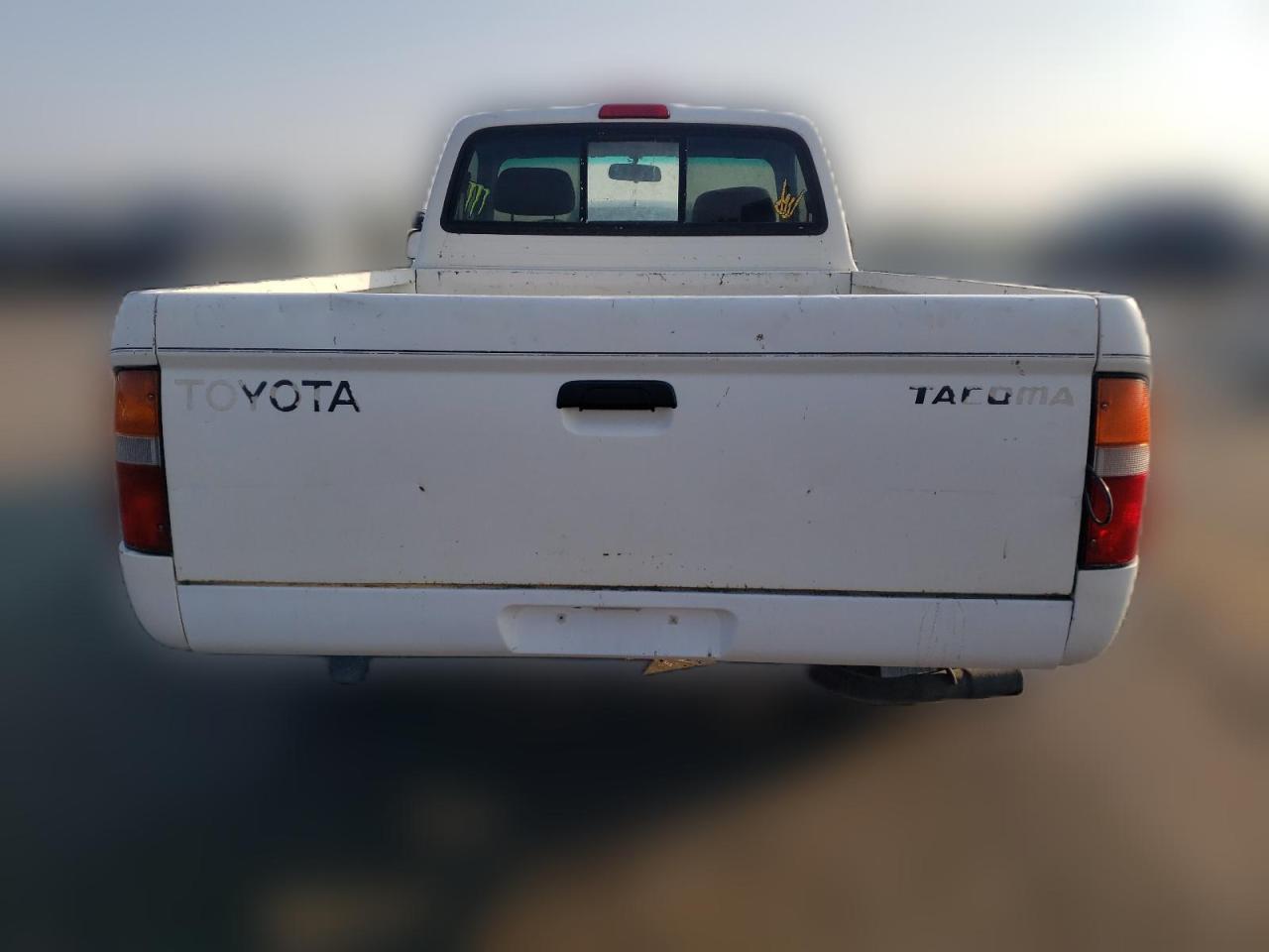 1999 Toyota Tacoma VIN: 4TANL42N2XZ490990 Lot: 63607374
