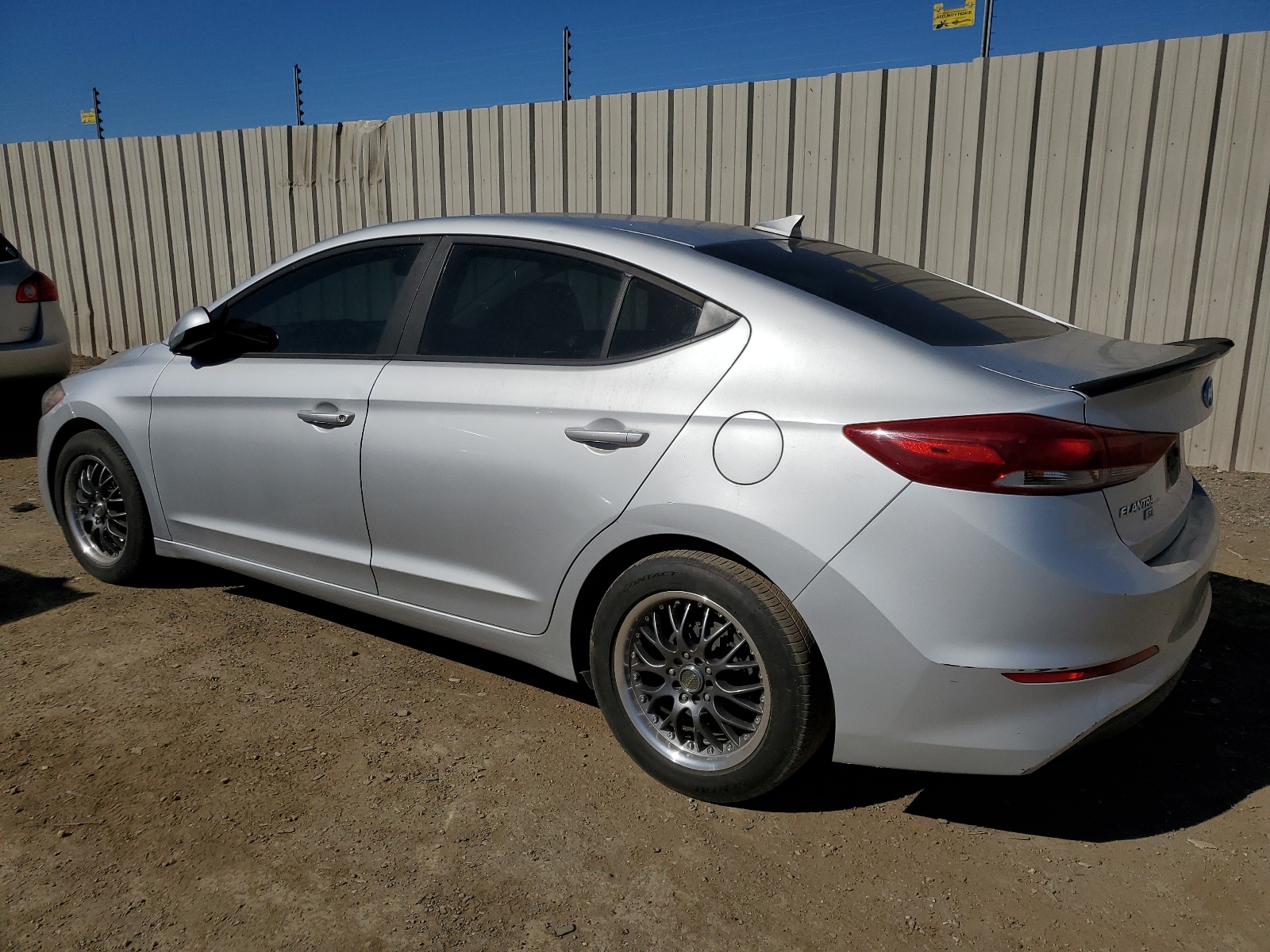 2017 Hyundai Elantra Se vin: KMHD74LF8HU057566